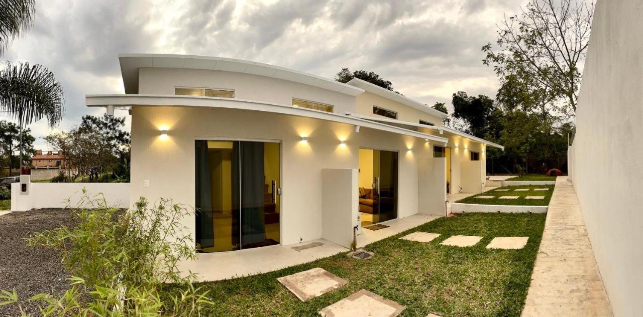 Tiny Houses En Asuncion. Zona Aeropuerto-Rakiura ルケ エクステリア 写真